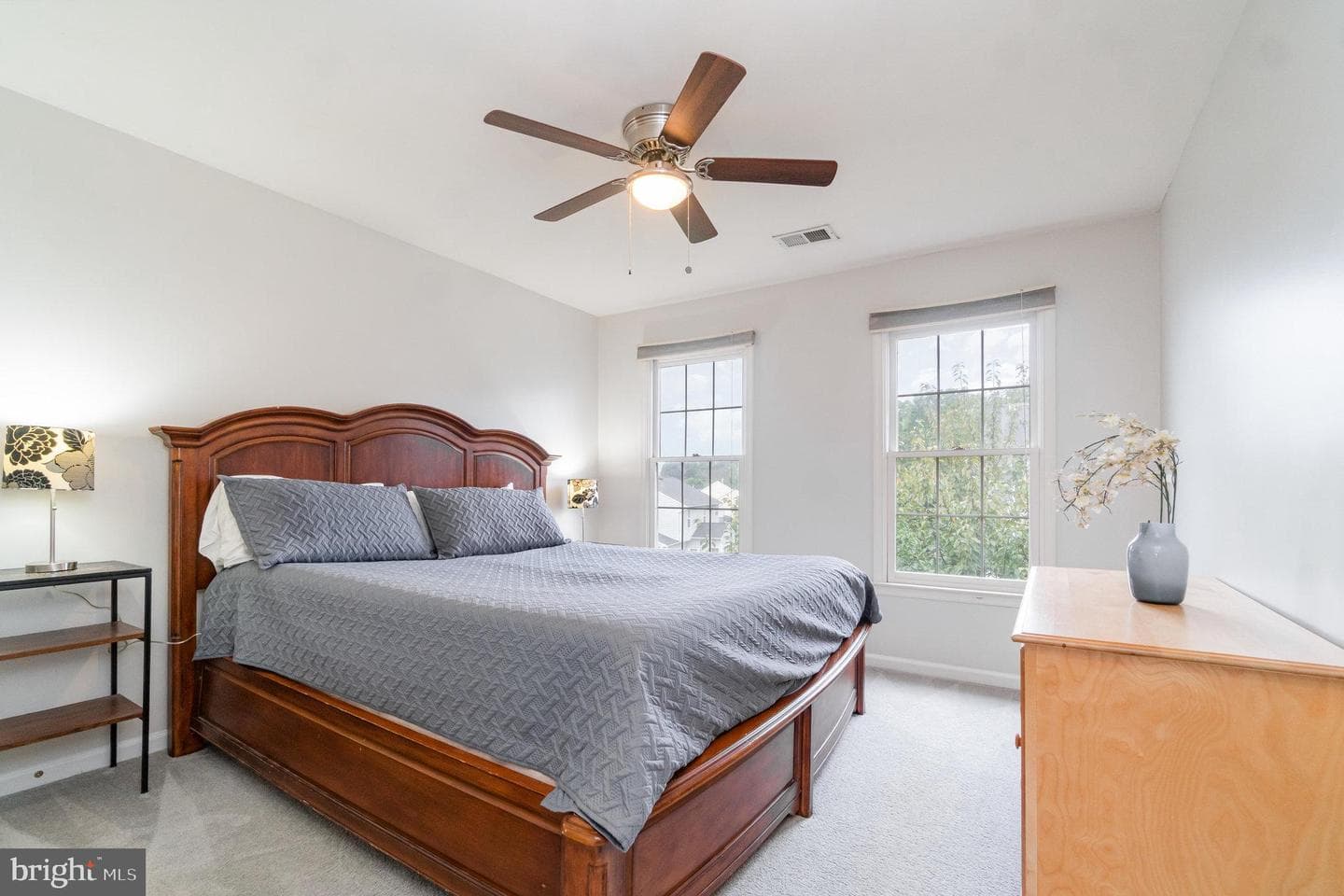 11 Thames Court photo 29