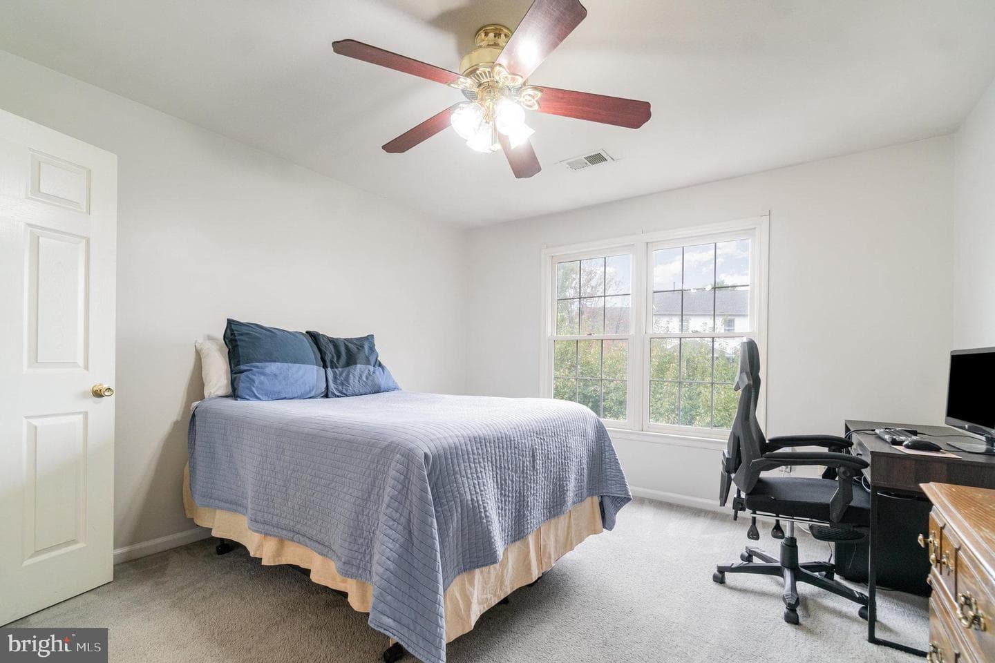 11 Thames Court photo 30