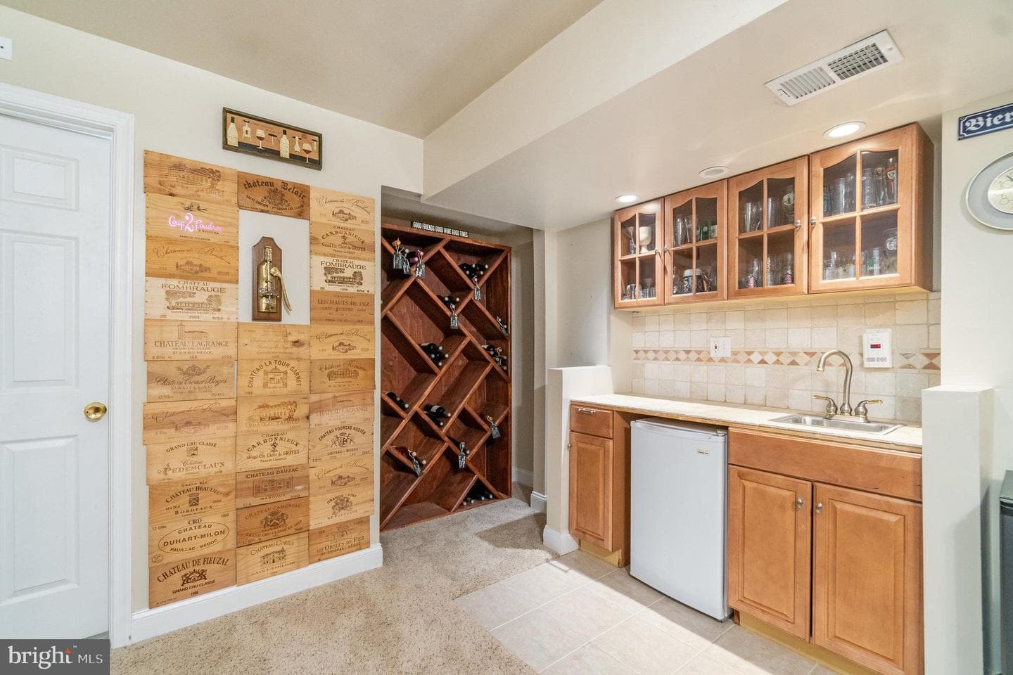 11 Thames Court photo 40
