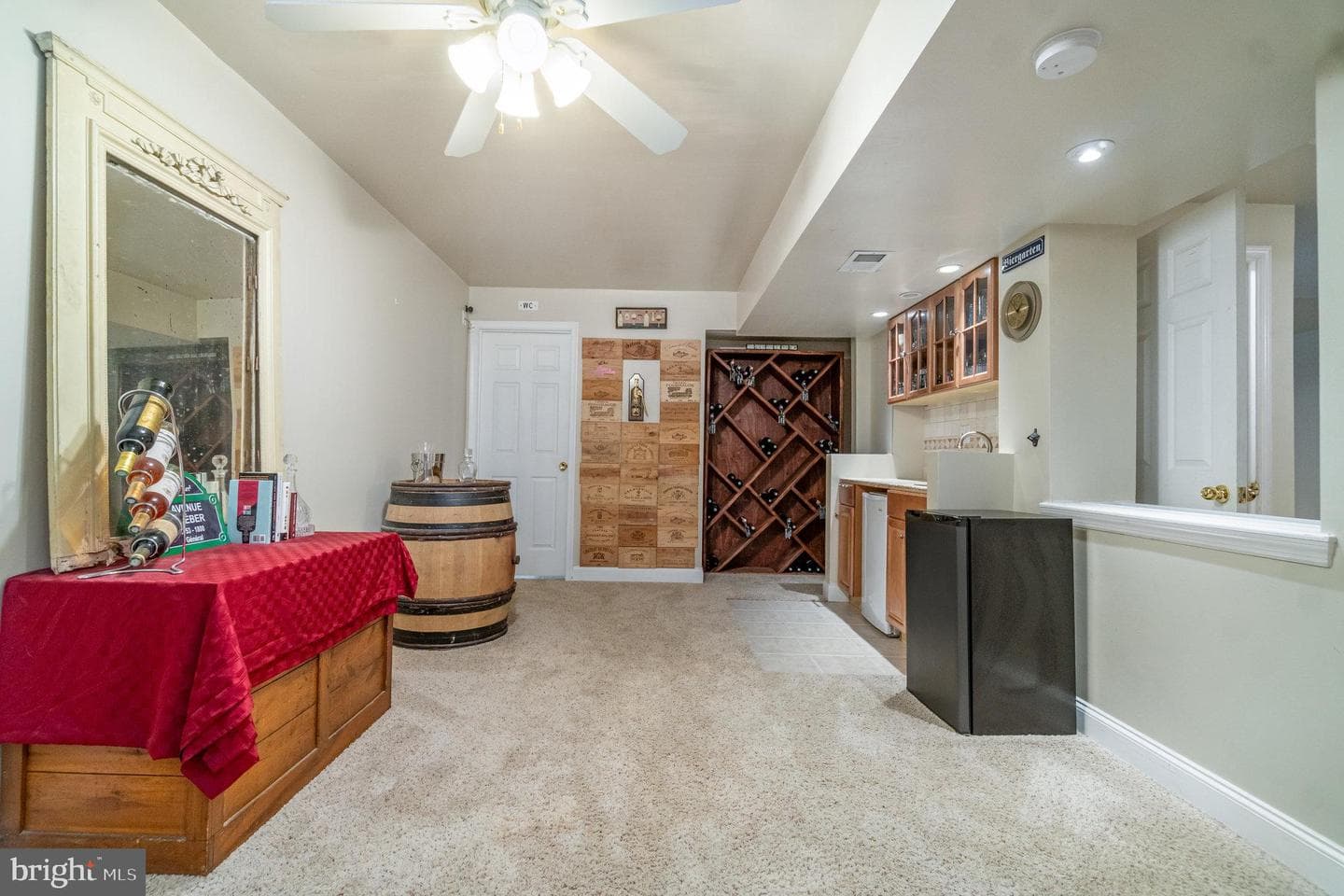 11 Thames Court photo 41