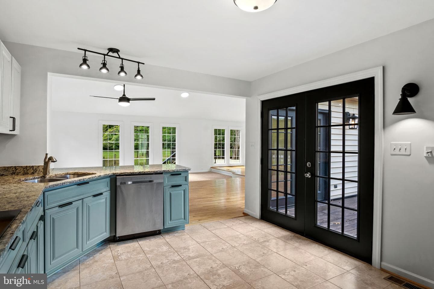 45 Hulvey Drive photo 18