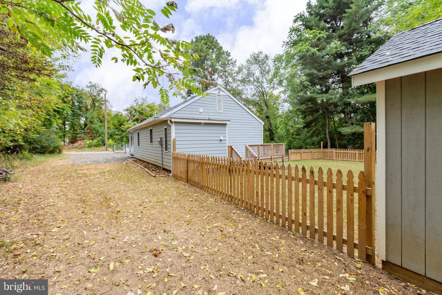 16 Enola Road photo 29