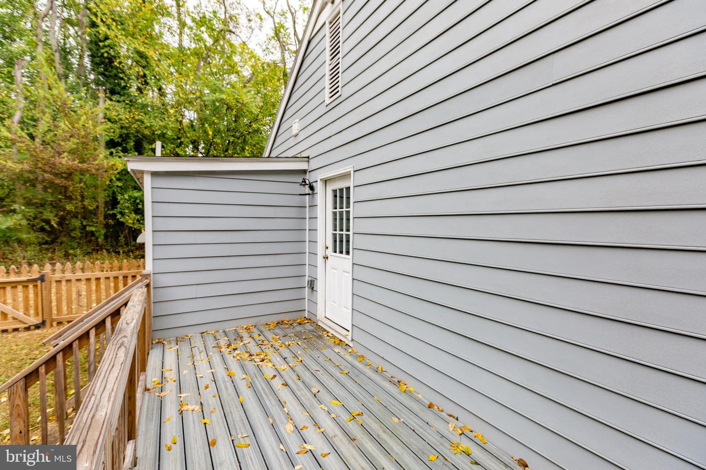 16 Enola Road photo 42