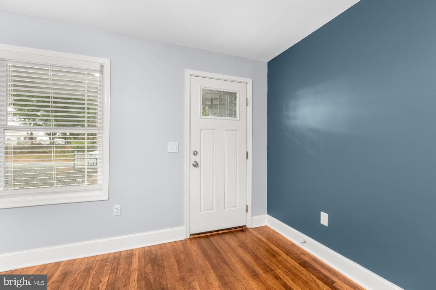 16 Enola Road photo 6