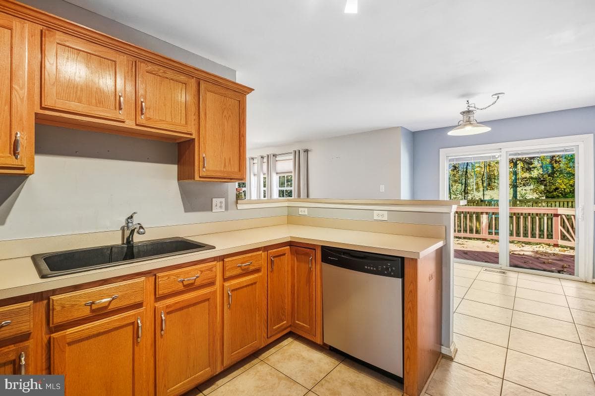 9 Varone Drive photo 13