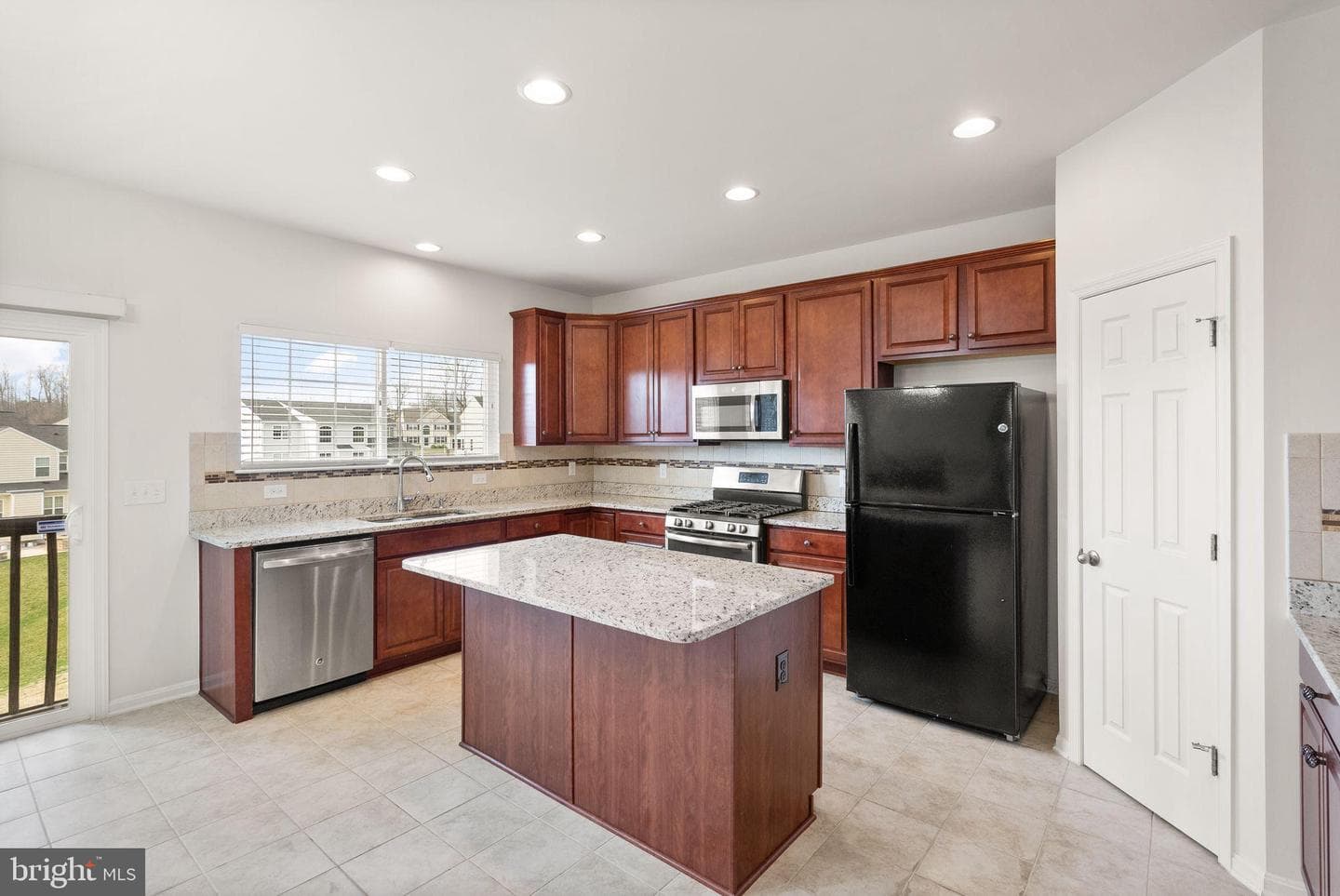 20 Colemans Mill Dr photo 17