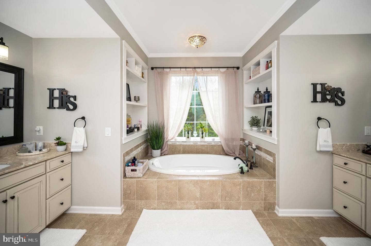 20 Genevieve Court photo 57