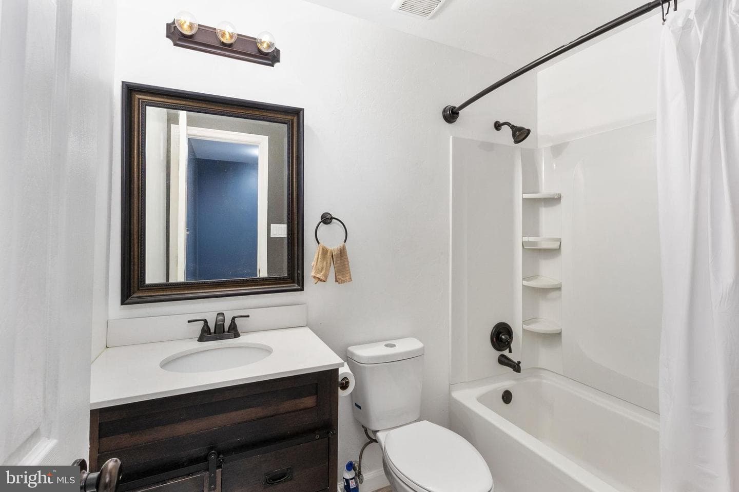 209 Backridge Court photo 18