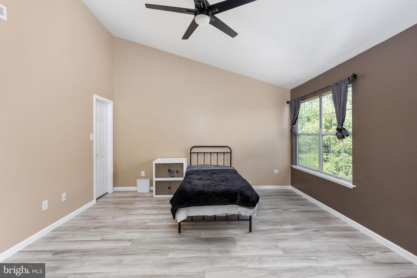 209 Backridge Court photo 22