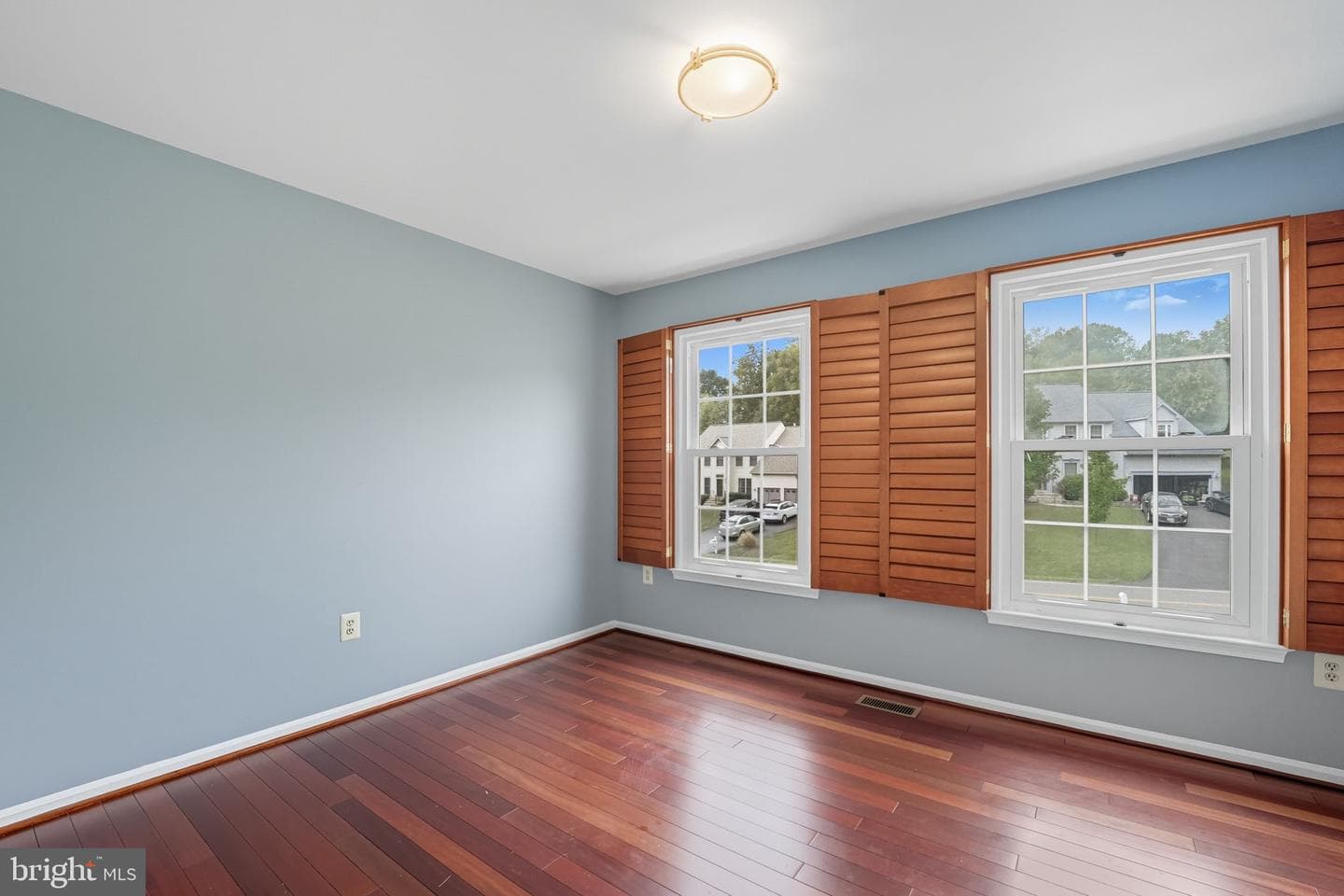 365 Eustace Road photo 20