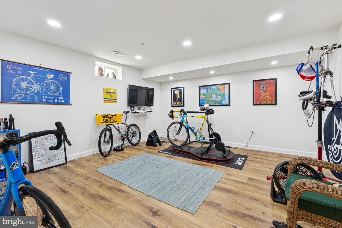 312 Montera Avenue photo 32