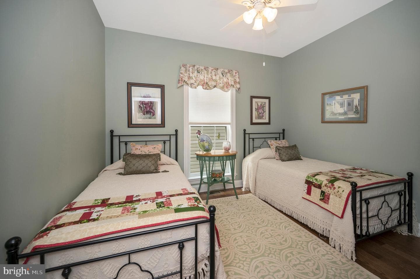 125 Denison Street photo 32