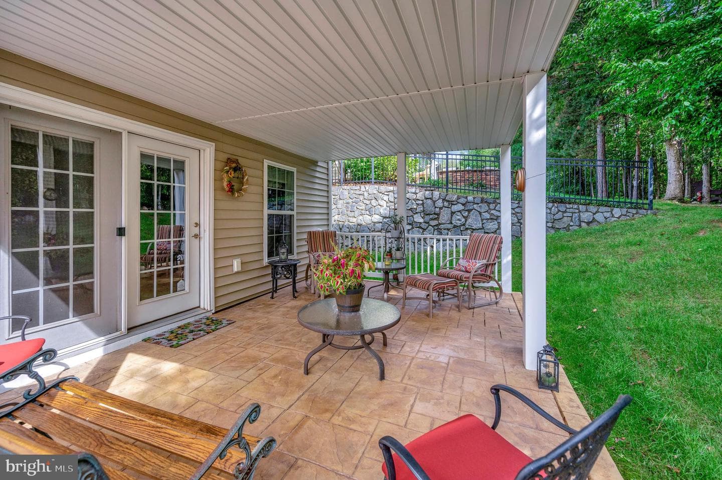 125 Denison Street photo 43