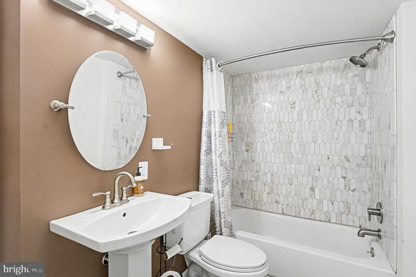 26 Saint Richards Court photo 29