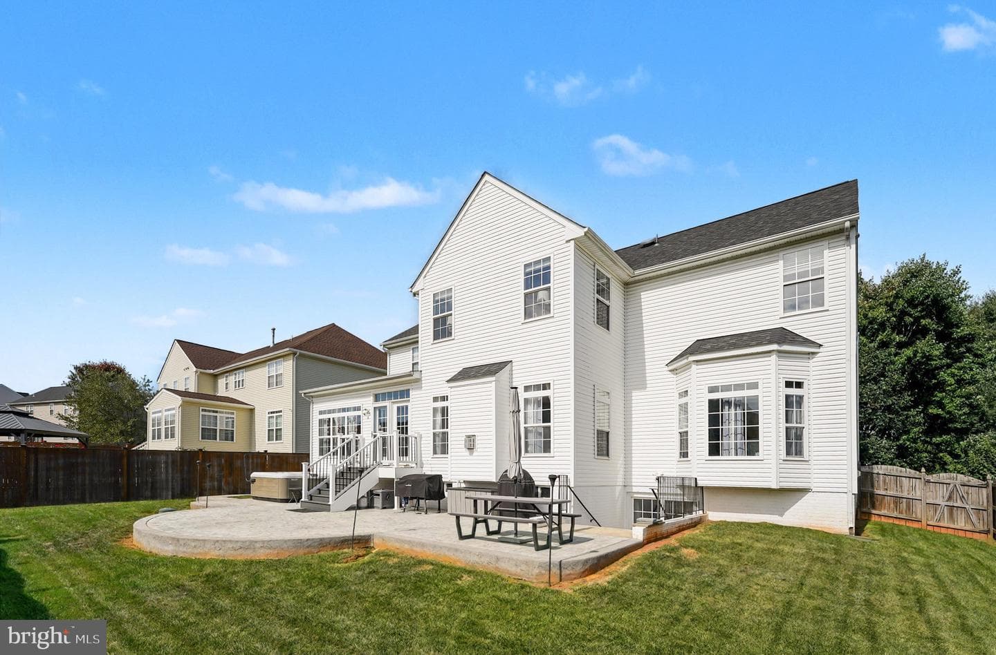 26 Saint Richards Court photo 35