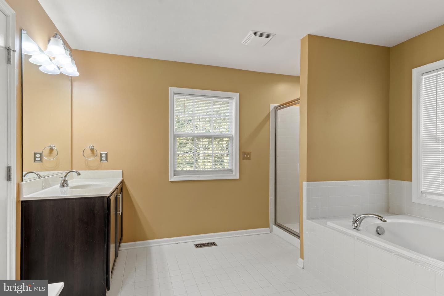 57 Boxwood Drive photo 36