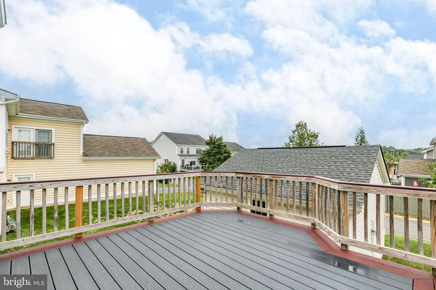 407 Apricot Street photo 42