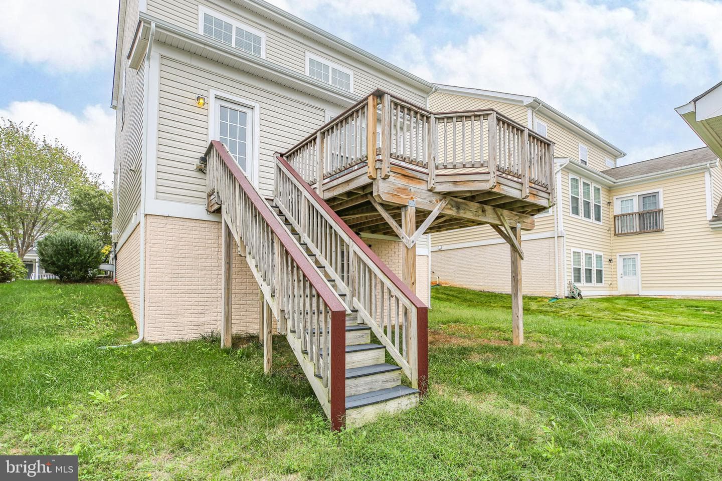 407 Apricot Street photo 44