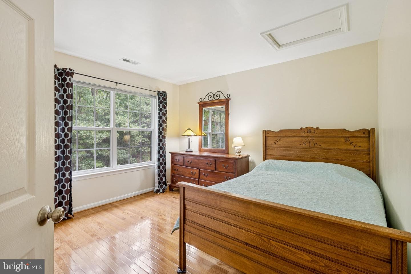 101 Waters Landing photo 13