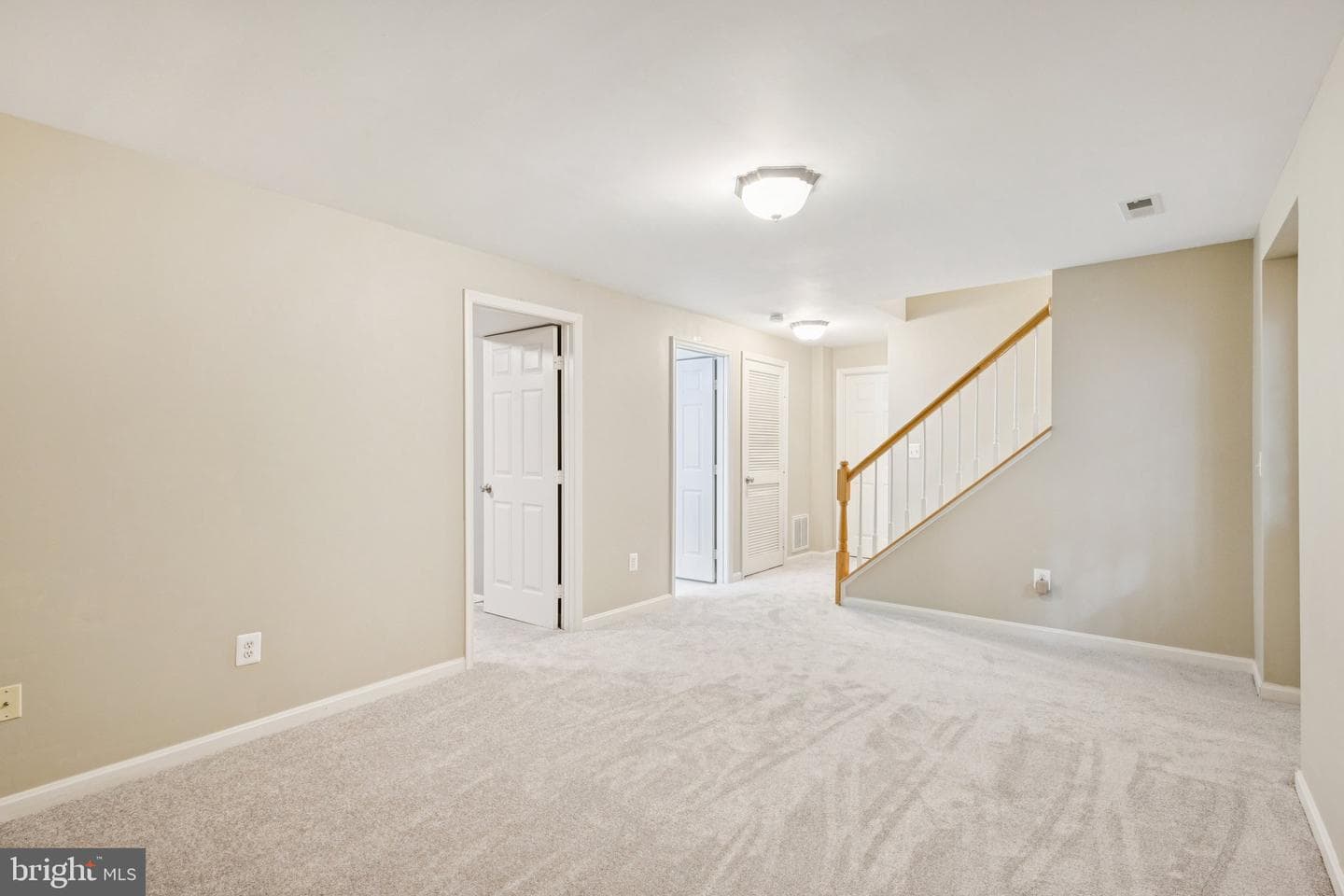 101 Waters Landing photo 18