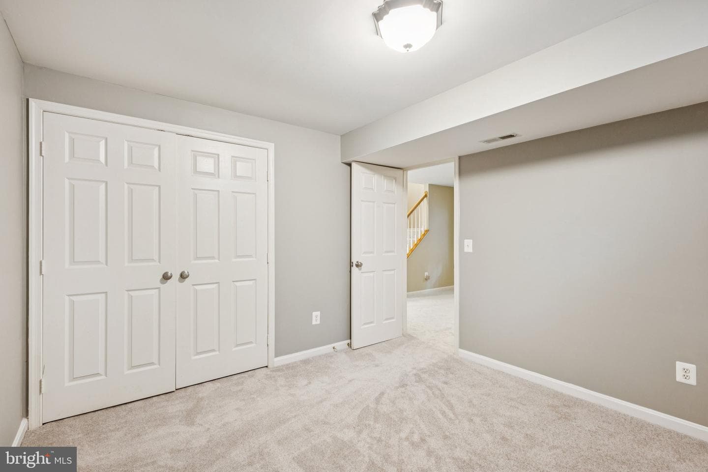 101 Waters Landing photo 20