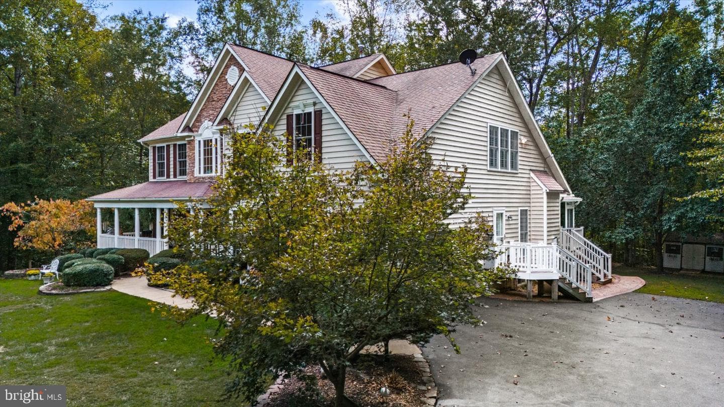 105 Avocet Way photo 5