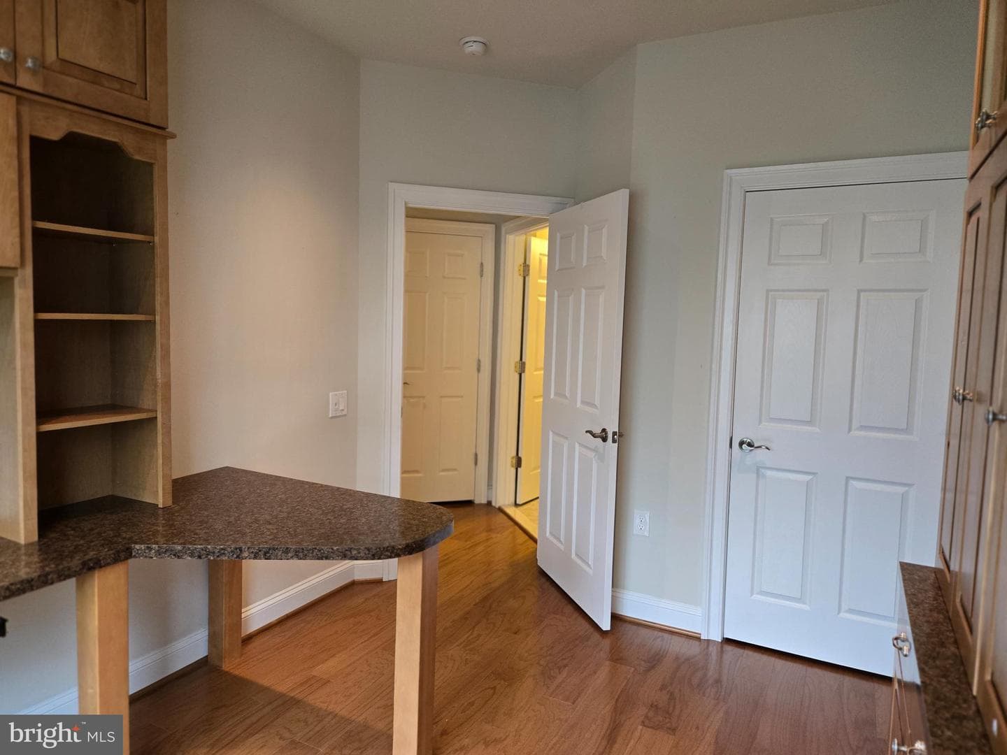 121 Ambrose Lane photo 13