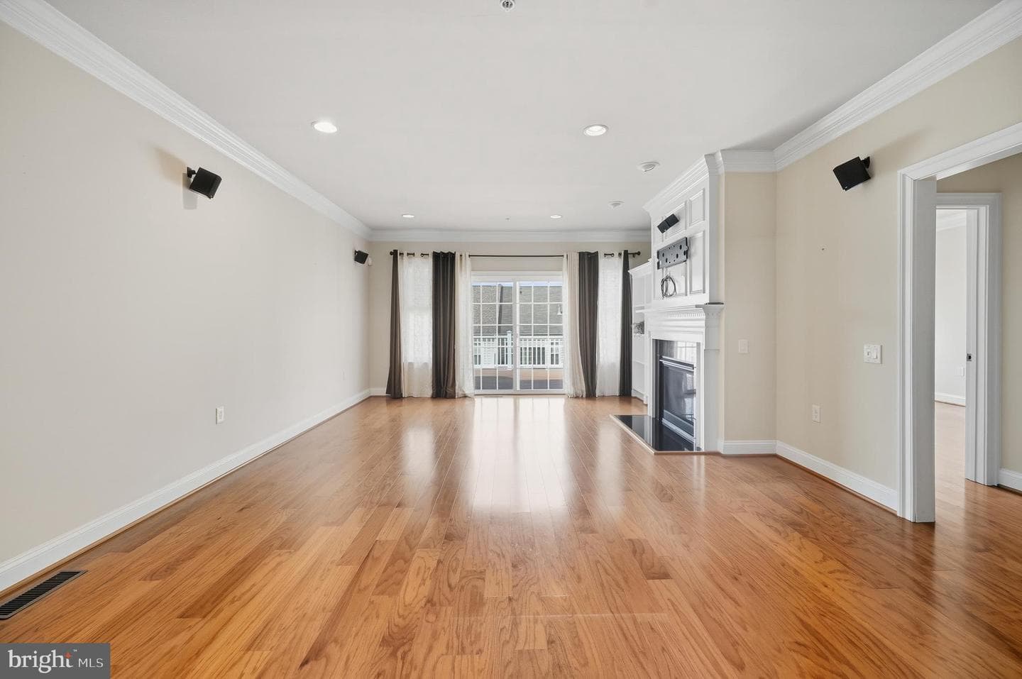 121 Ambrose Lane photo 21