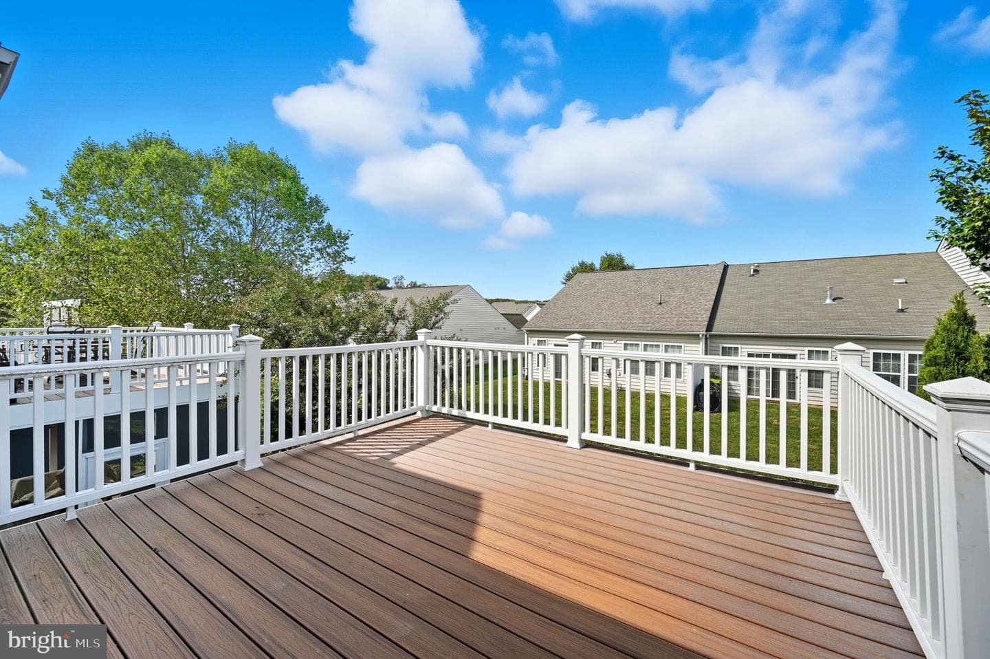 121 Ambrose Lane photo 24