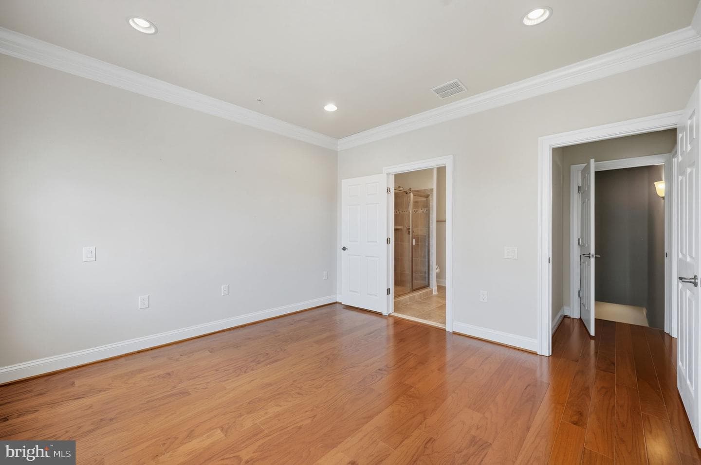 121 Ambrose Lane photo 27