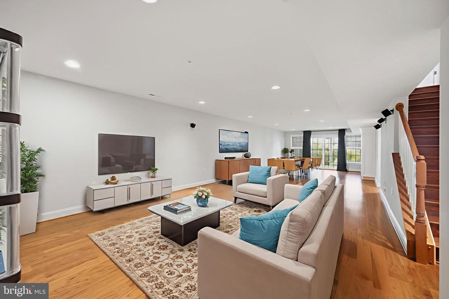 121 Ambrose Lane photo 31