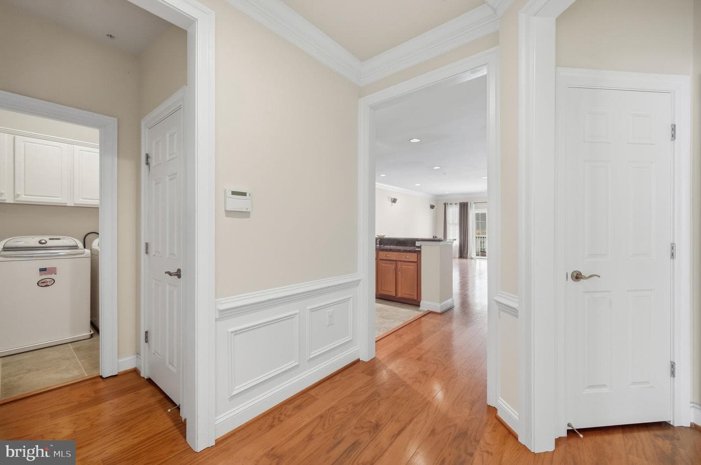 121 Ambrose Lane photo 8