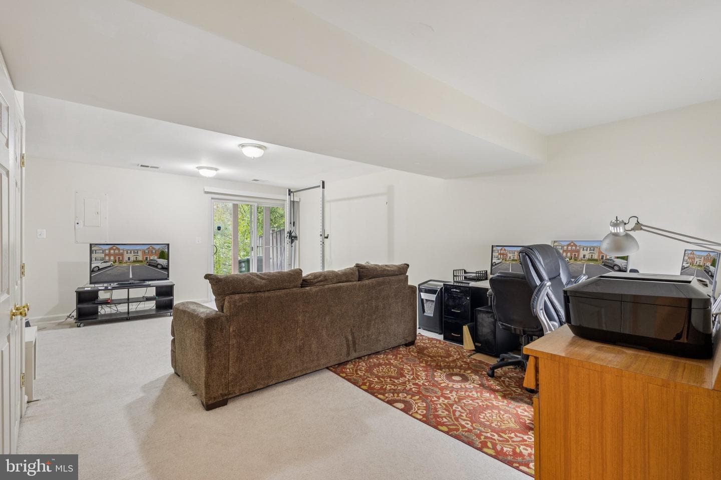 202 Hemlock Drive photo 18