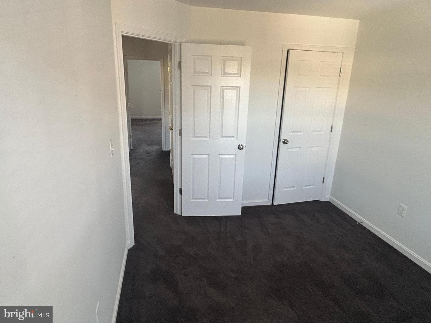 105 Chesterbrook Court photo 42
