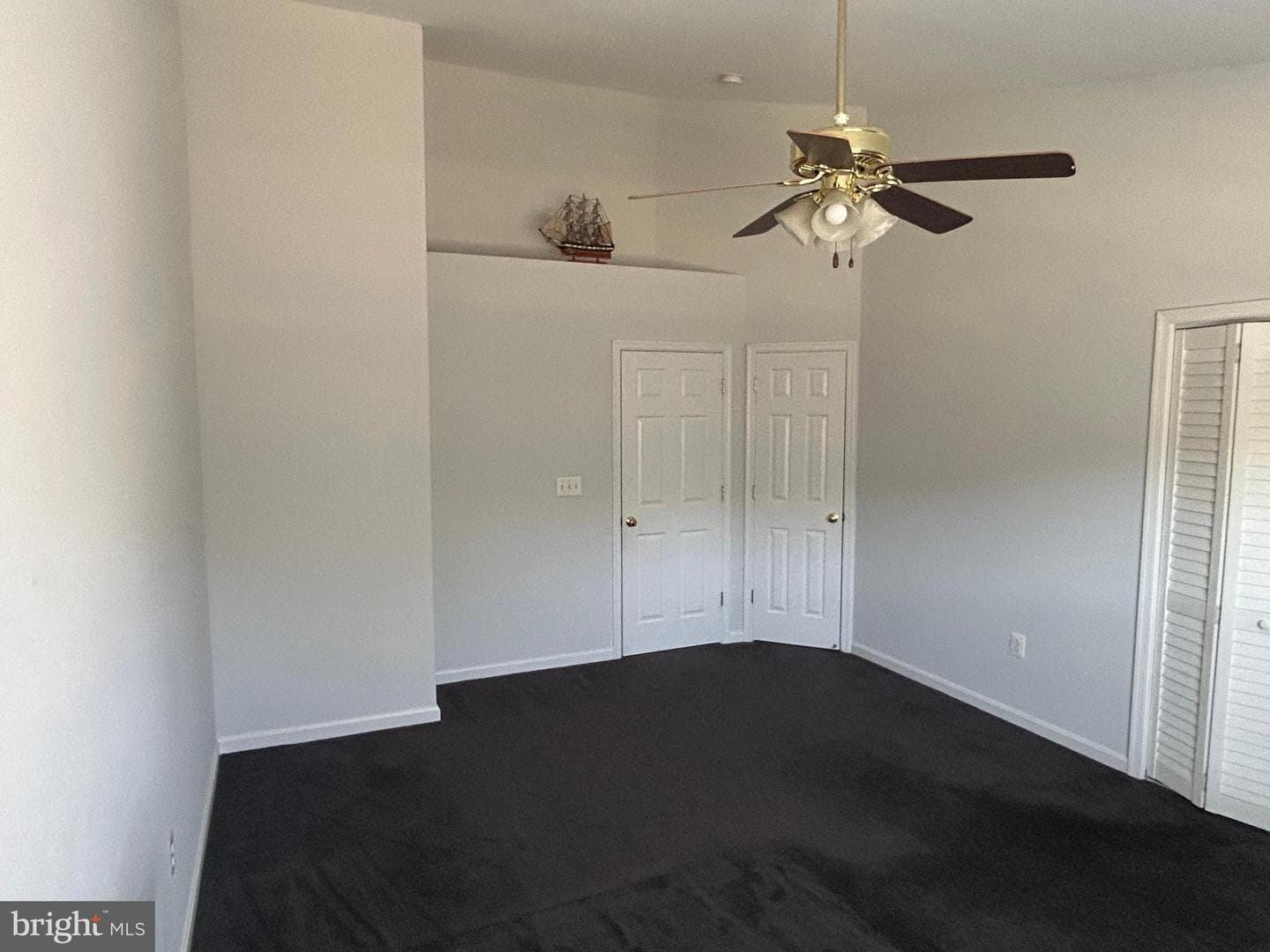 105 Chesterbrook Court photo 47