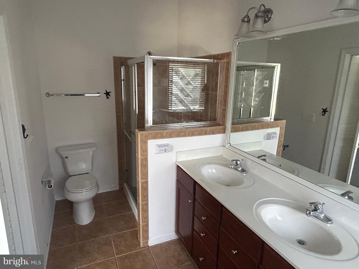 105 Chesterbrook Court photo 50