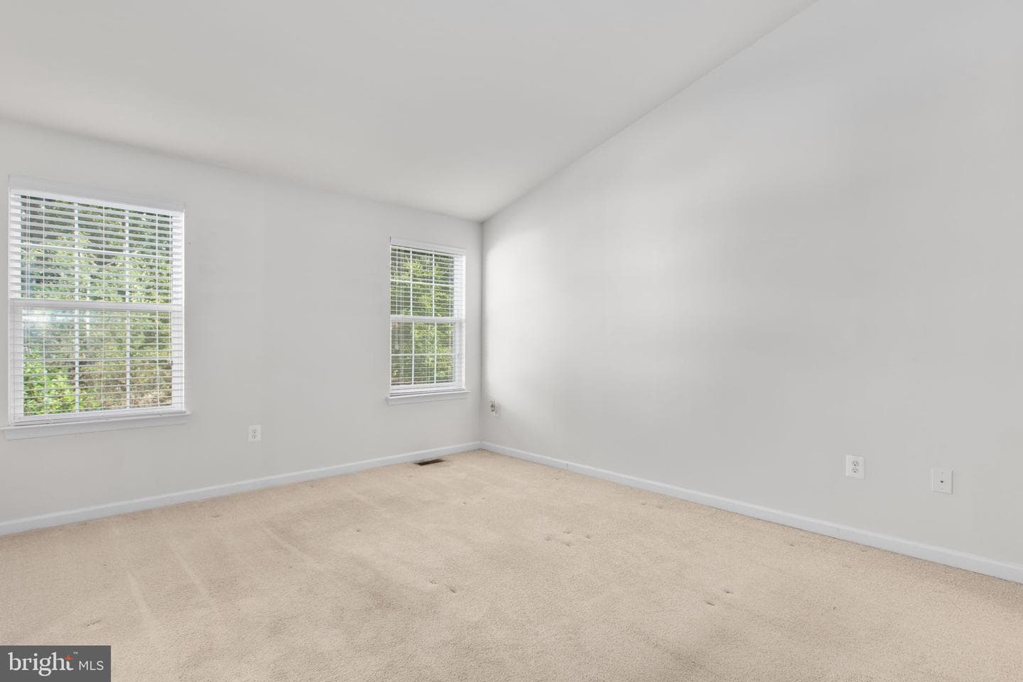 213 Hidden Brook Drive photo 31
