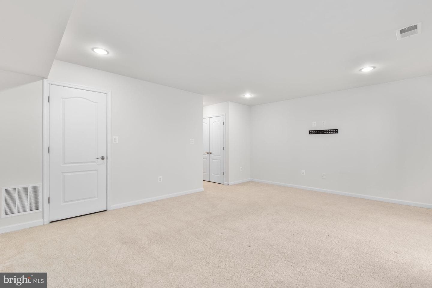 213 Hidden Brook Drive photo 8