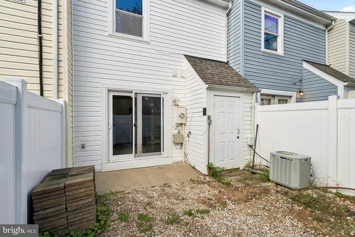 611 Madison Court #611 photo 13