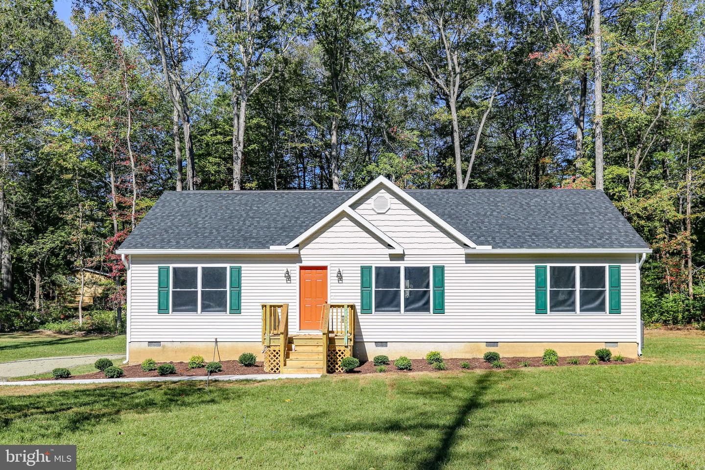 22 Breezy Hill Drive photo 1