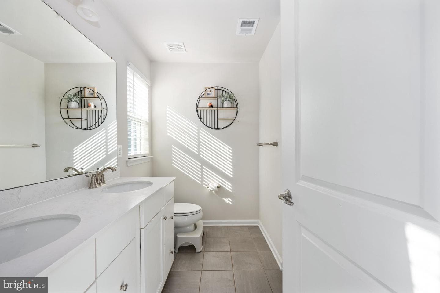 250 Stephanies Way photo 41