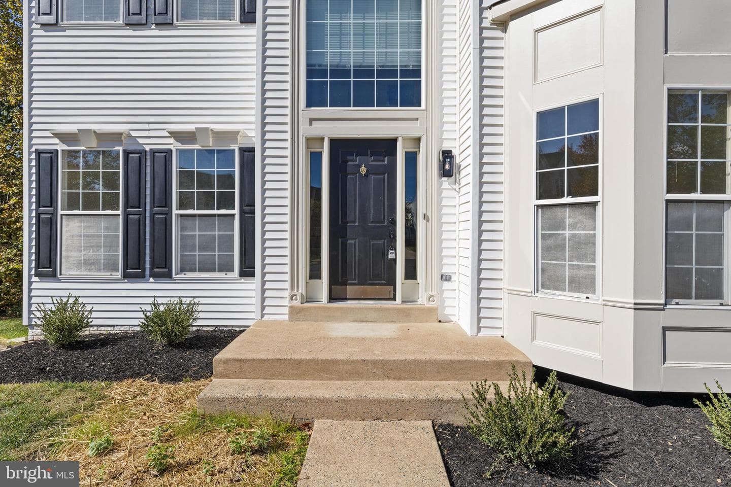 9 Tudor Court photo 2