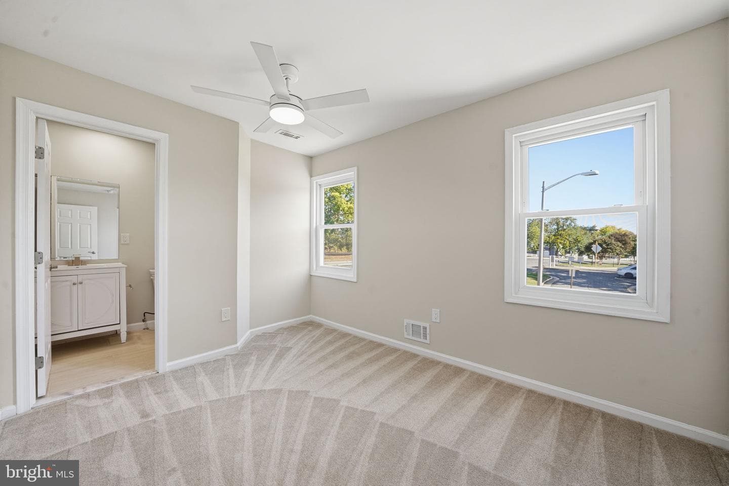 1 Alice Court photo 18