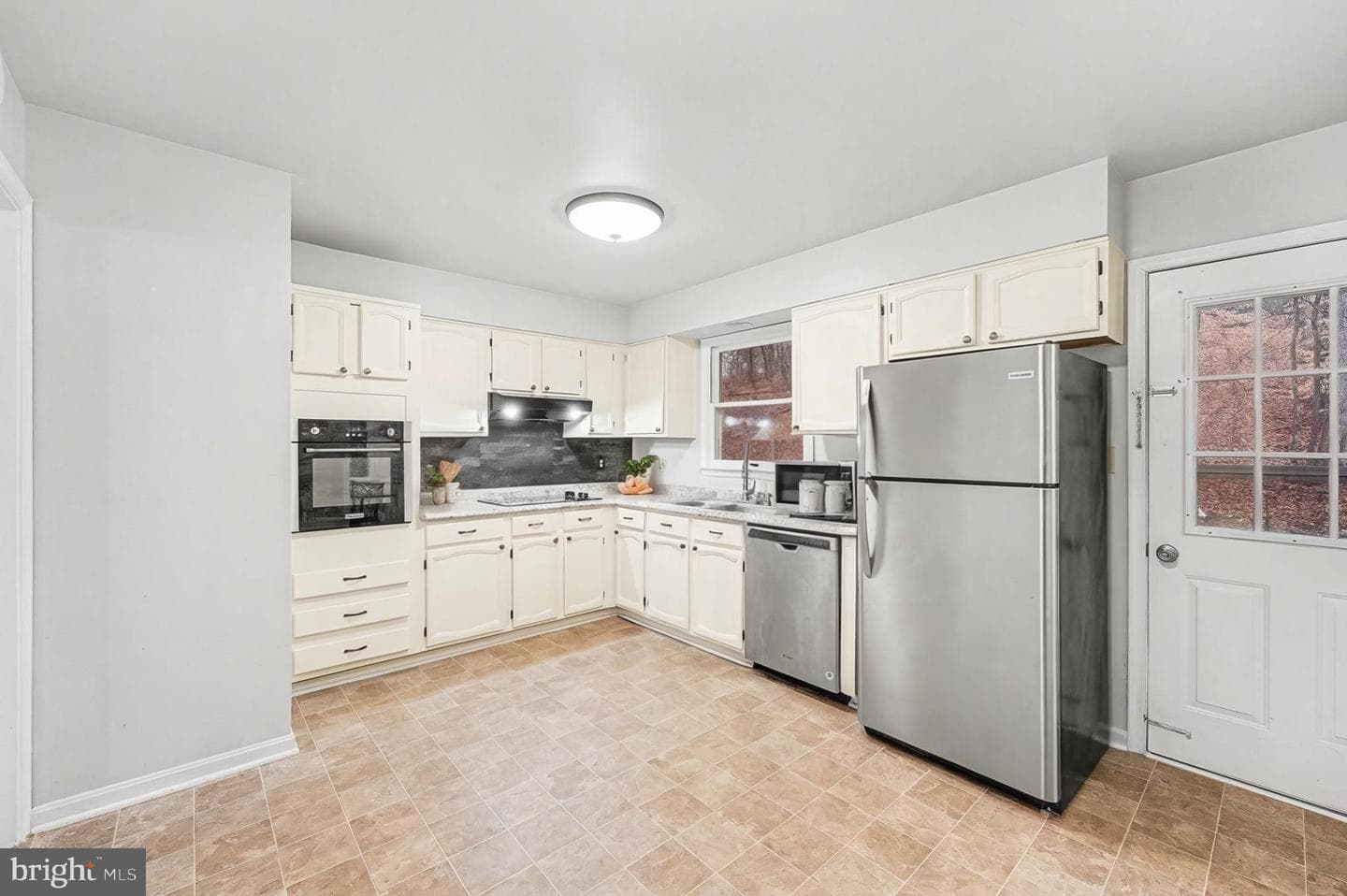 2108 Aquia Drive photo 7