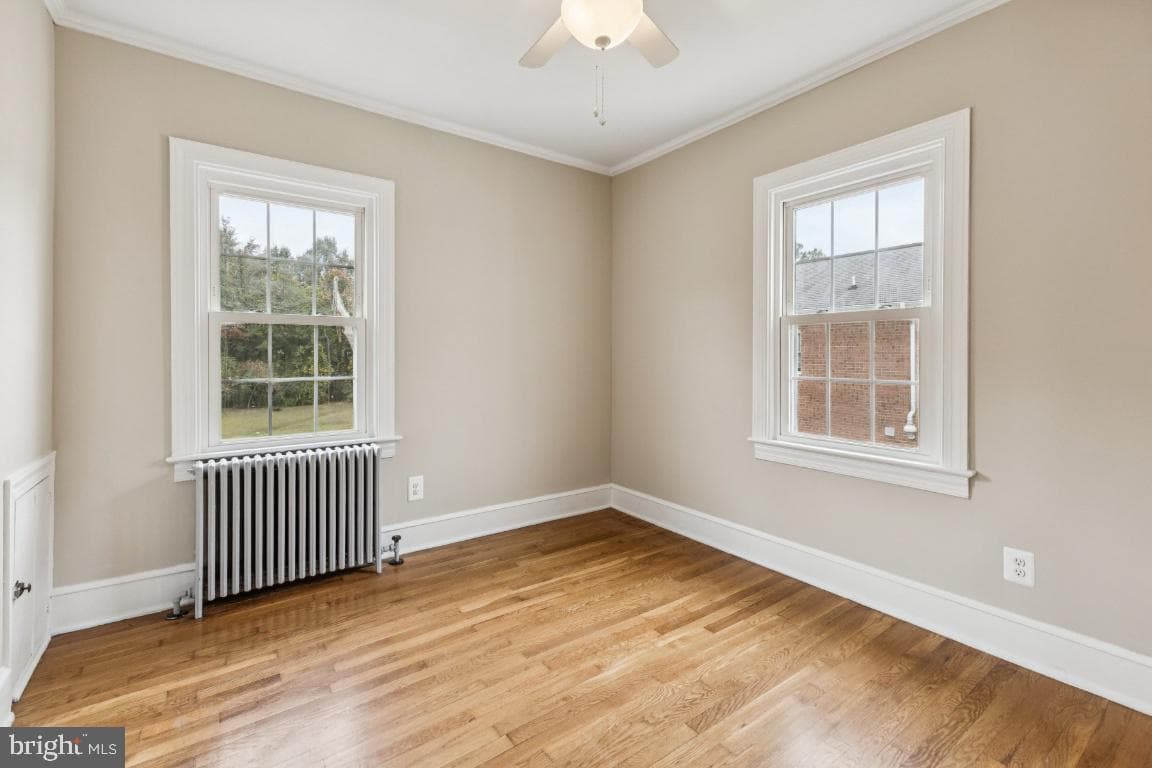 1037 Julian Drive photo 11