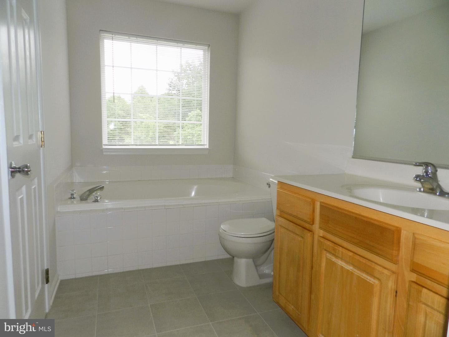 304 Merrill Court photo 18