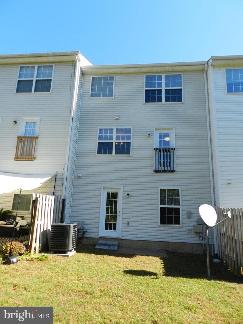 304 Merrill Court photo 31