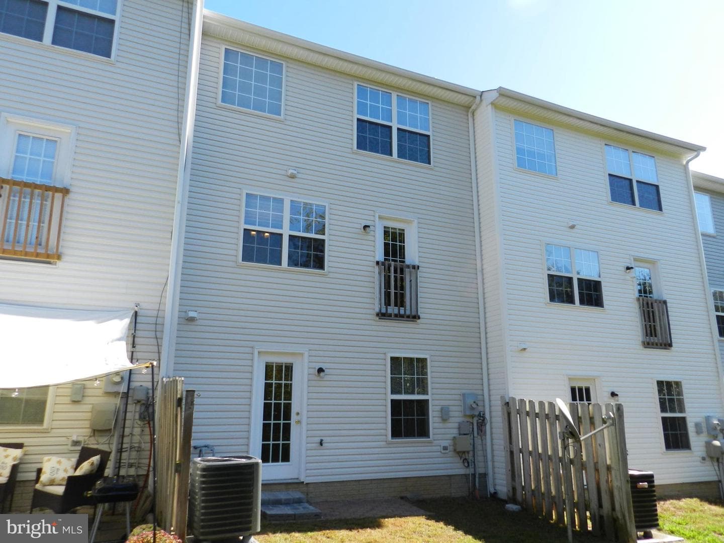304 Merrill Court photo 33