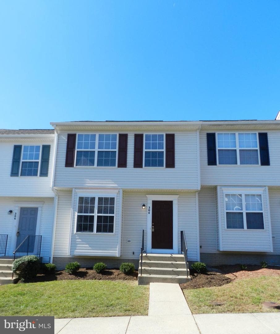 304 Merrill Court photo 4