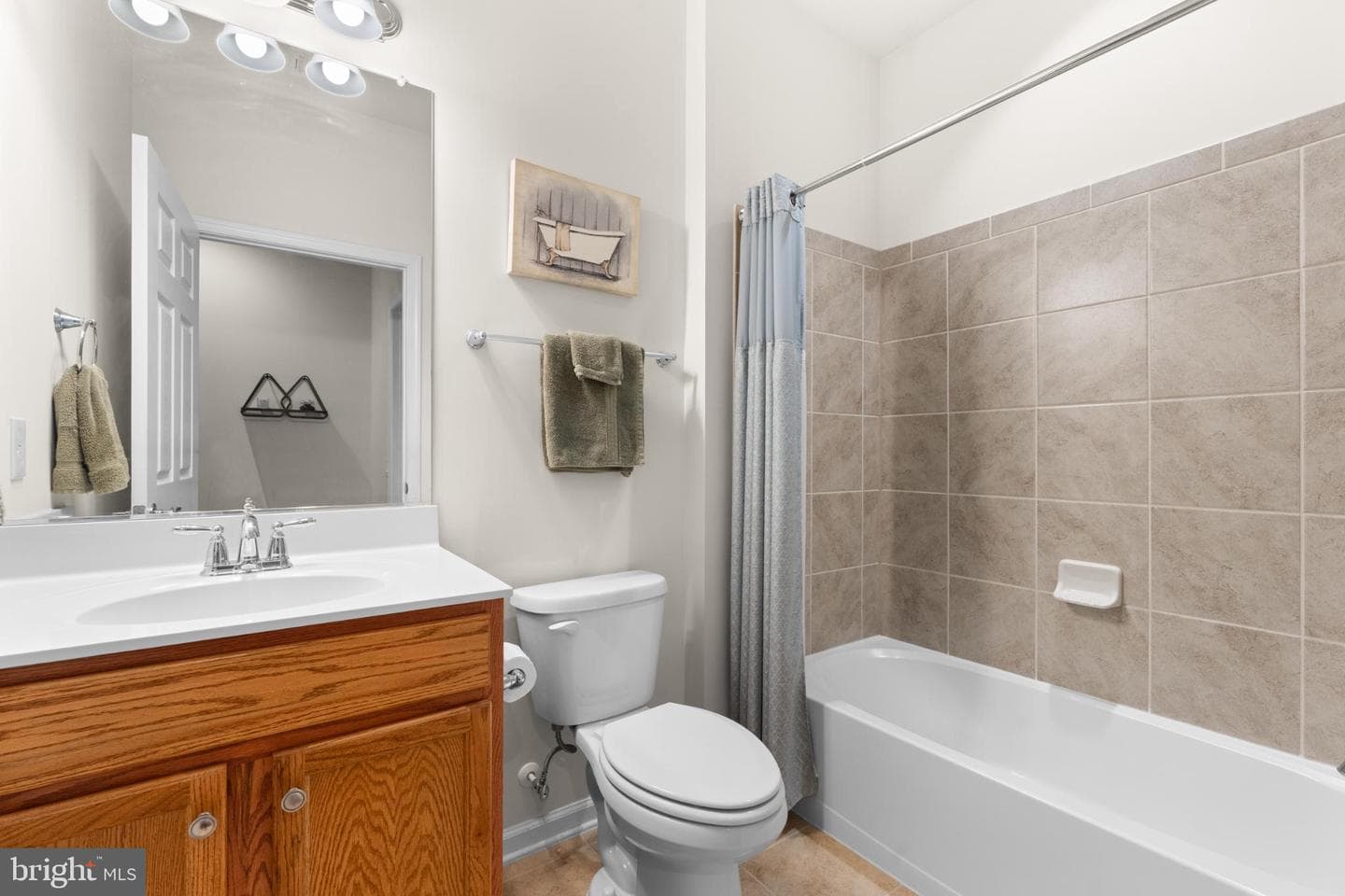 35 Montauk Avenue photo 17